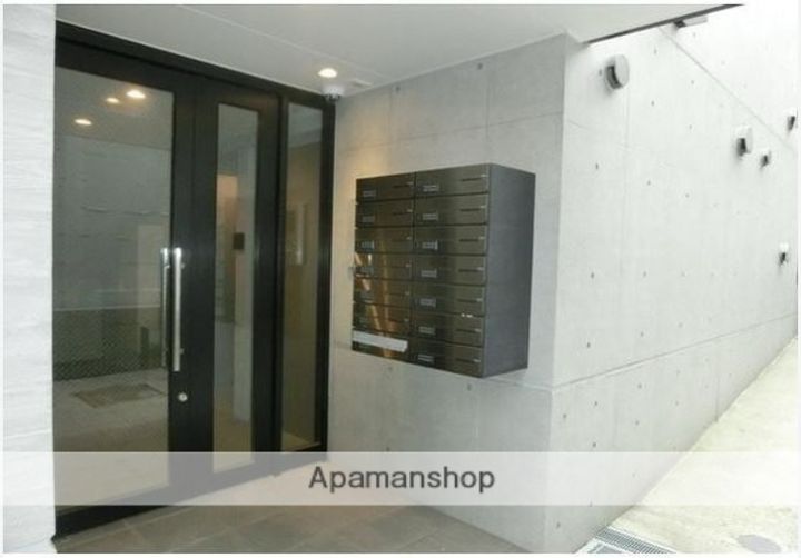 東京都杉並区天沼2丁目の賃貸マンションの外観