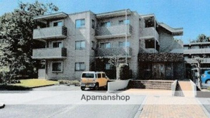 東京都小金井市中町1丁目の賃貸マンションの外観