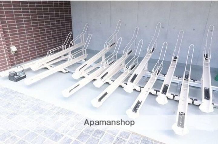 東京都武蔵野市吉祥寺東町1丁目の賃貸マンションの外観