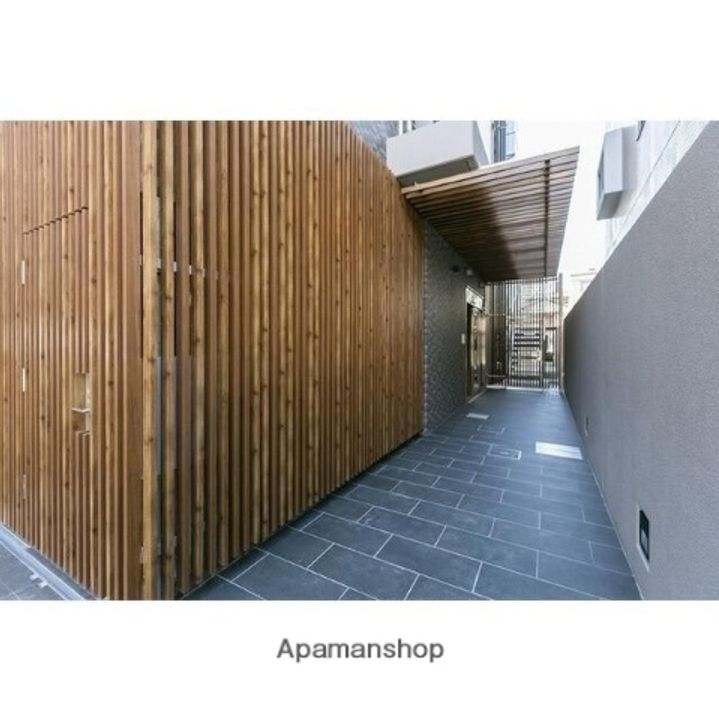 東京都杉並区西荻南3丁目の賃貸マンションの外観