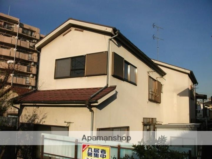 東京都練馬区石神井台7丁目の賃貸アパートの外観