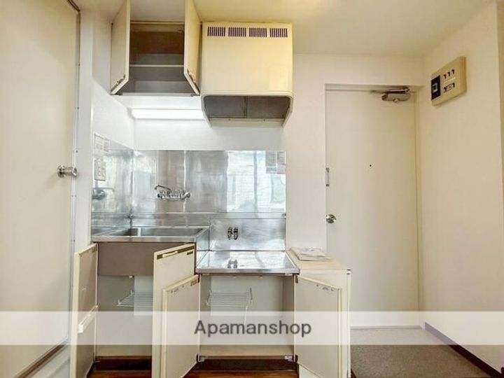 東京都杉並区和泉3丁目の賃貸マンションの内装