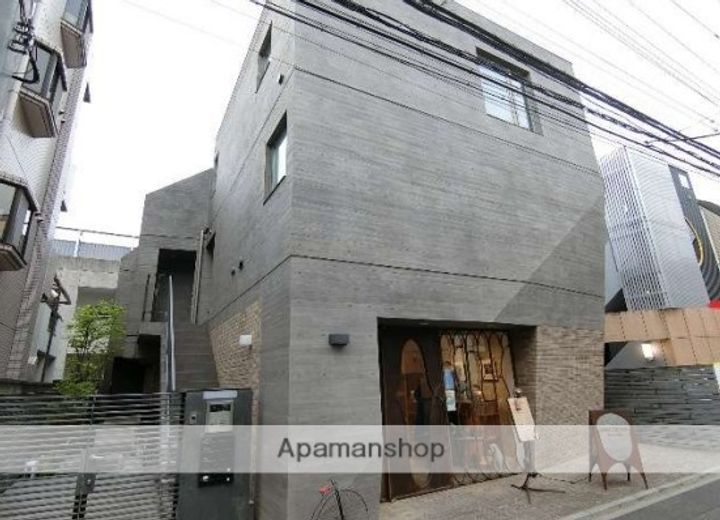 東京都武蔵野市吉祥寺本町2丁目の賃貸マンションの外観