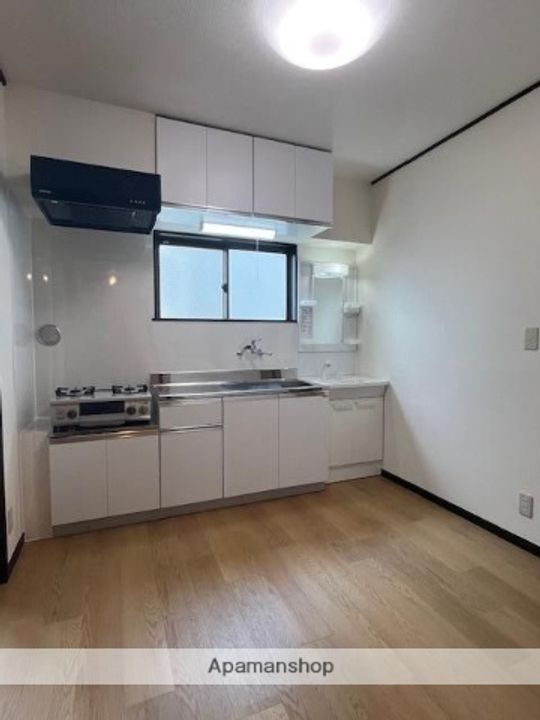 東京都杉並区南荻窪3丁目の賃貸マンションのキッチン