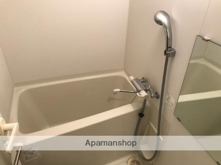 アジールコート西新宿303の風呂