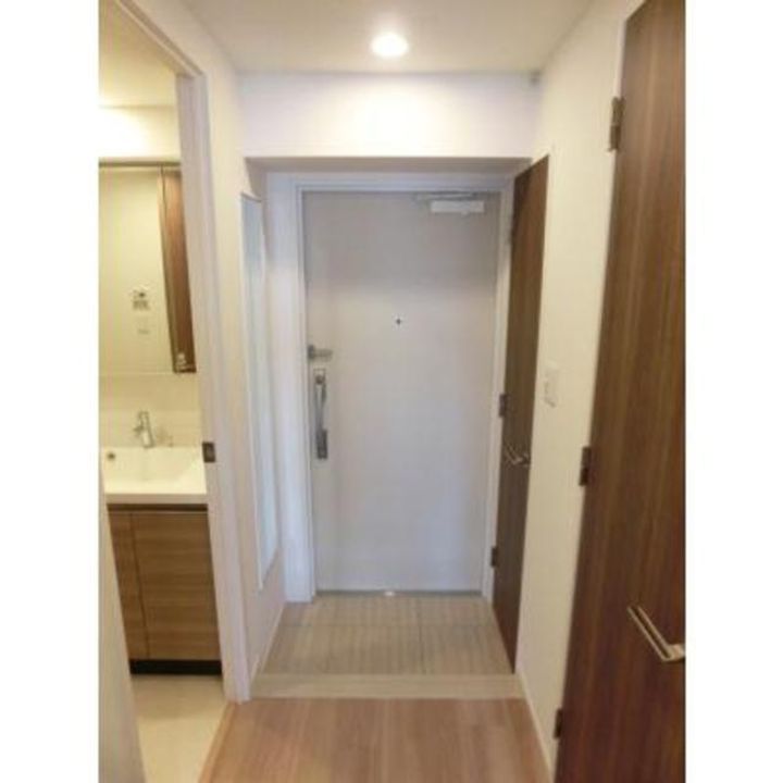 パークアクシス東高円寺の玄関