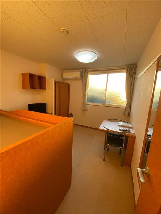 レオパレスエクセレンスの居間