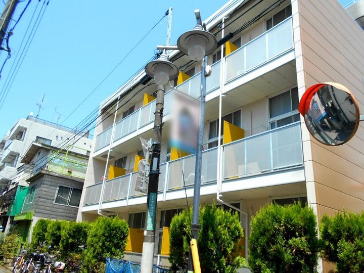 レオパレスグラティテュードの外観