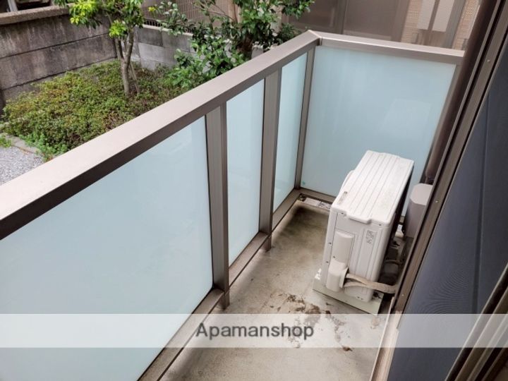 シャーロットの内装