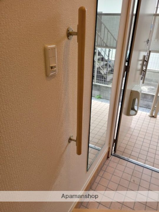 シャーロットの内装