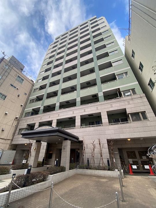 カスタリア新宿御苑804号室の外観