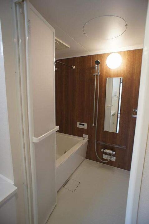 ヴェルデ・MⅡ102号室の風呂