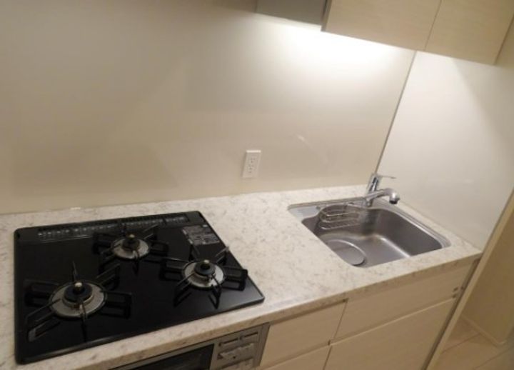 ドゥーエ早稲田0107のキッチン