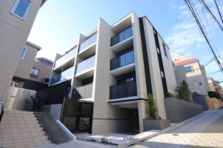 イプセ代々木上原HILLSの外観