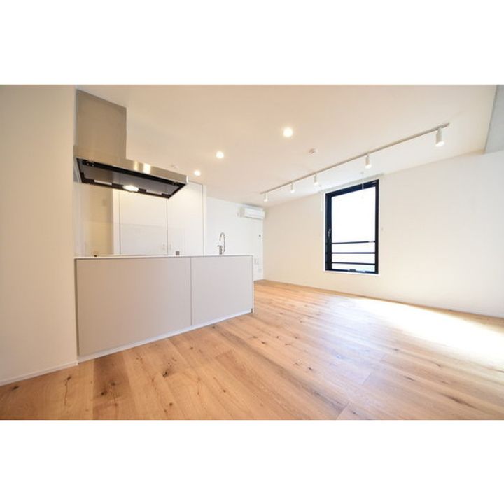 EDIT文京護国寺の居間