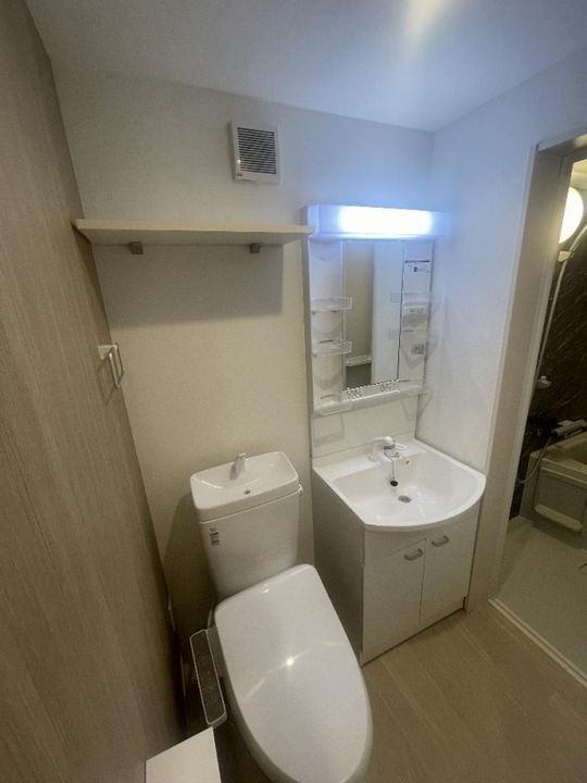 ブリーズTAGARAの玄関