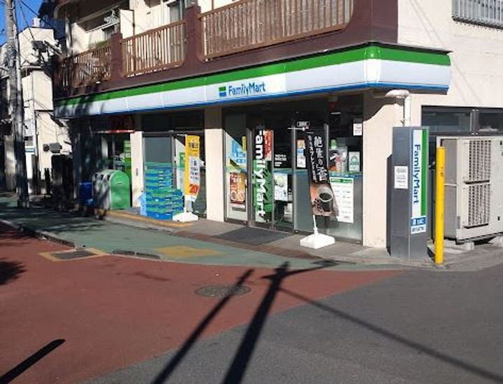 コンフォリア・リヴ北新宿の周辺