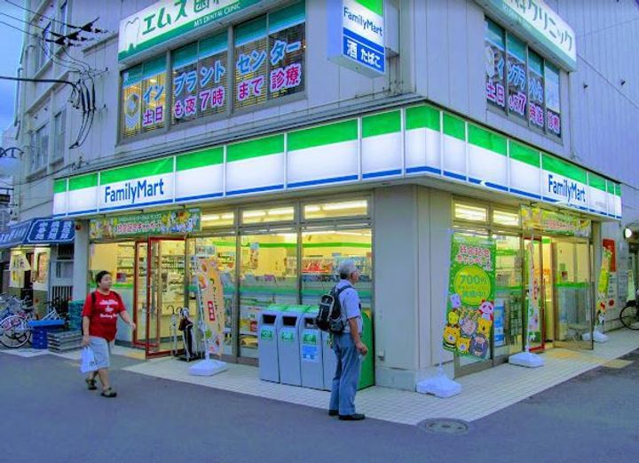 コンフォリア・リヴ北新宿の周辺