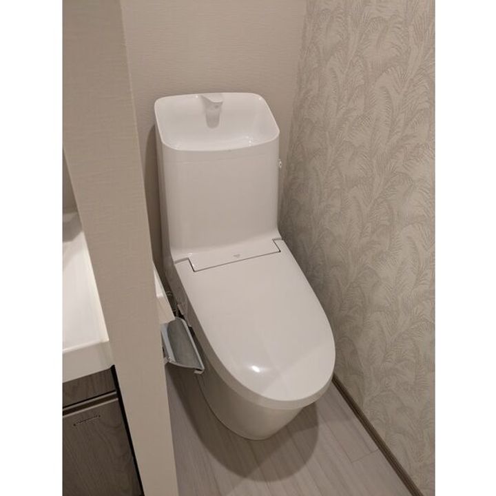 コンポジット新宿柏木の内装