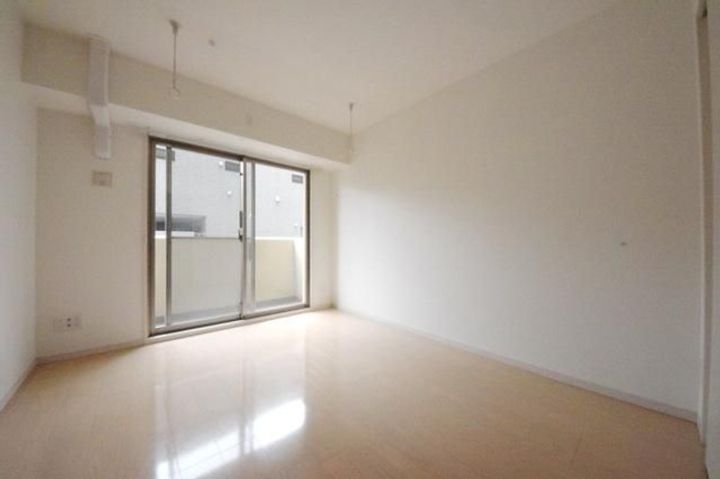 フレア・Fの居間