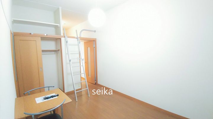 レオパレススリーピースの居間