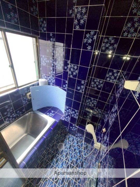 岡谷マンション102の風呂