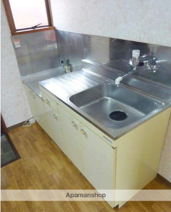 金岡マンション402のキッチン