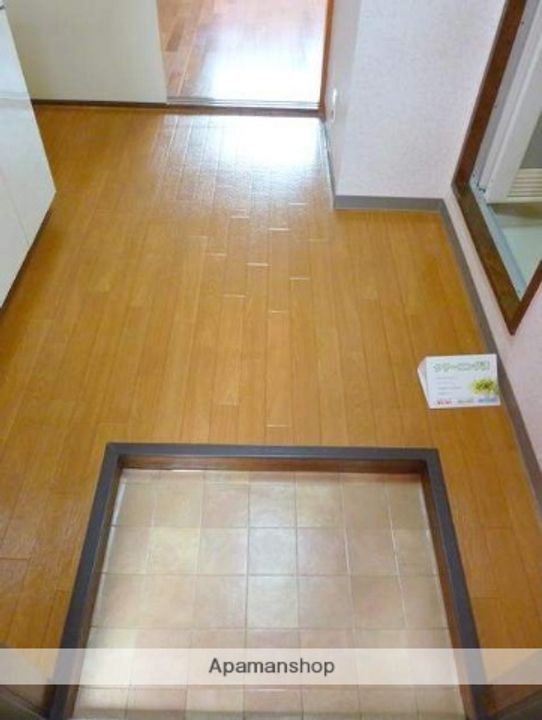 金岡マンション402の玄関