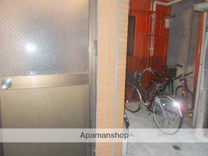 金岡マンション402の外観