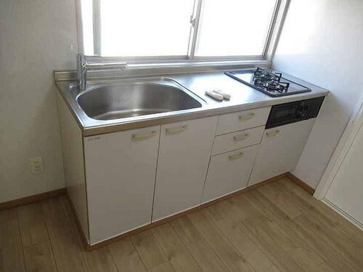 ライオンズマンション駒形のキッチン