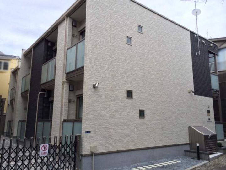 クレイノメゾン ドゥ シェルの外観