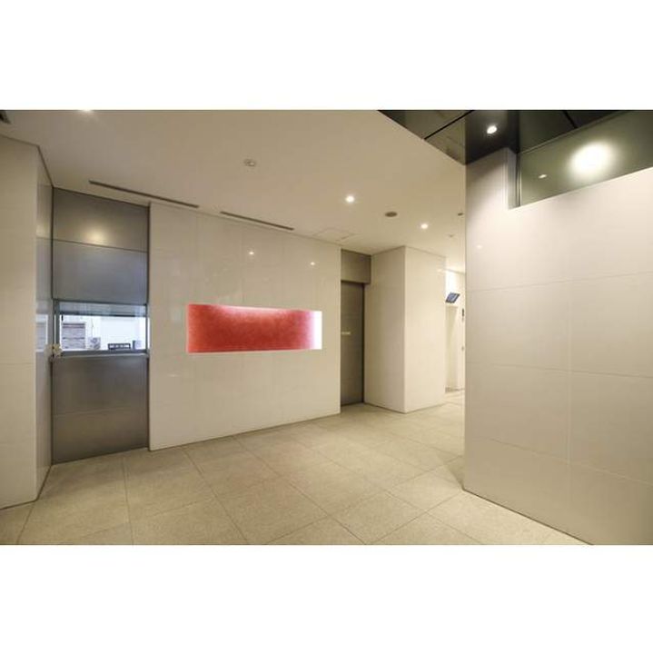 コンフォリア三田EASTの外観