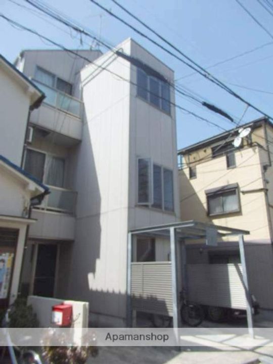 ハイサルーンワン302の外観