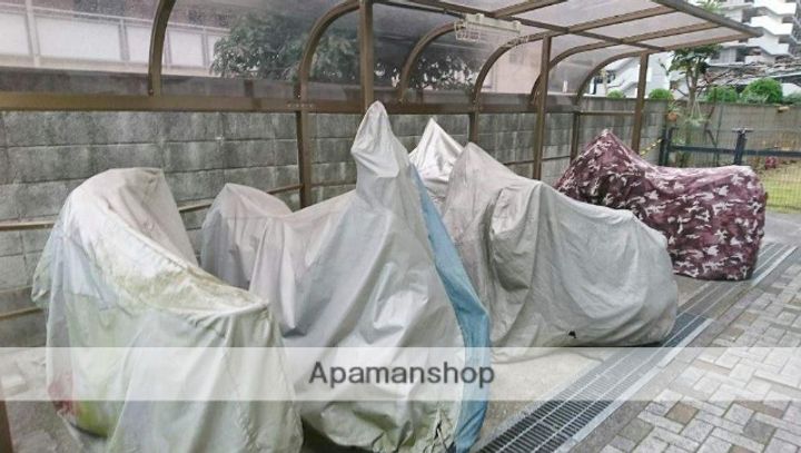 東京都江東区東砂1丁目の賃貸マンションの外観