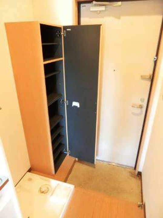 東京都墨田区立川2丁目の賃貸マンションの玄関