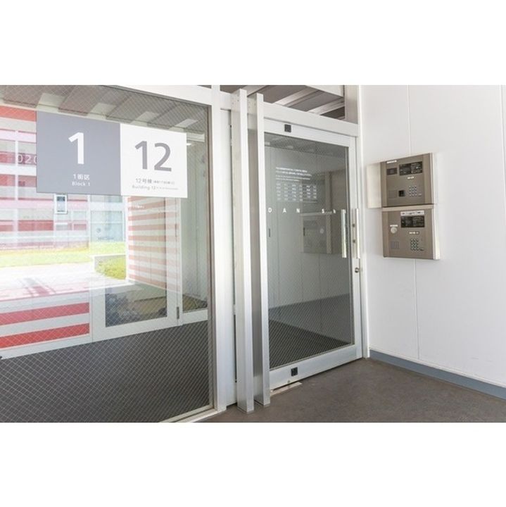 東雲キャナルコートCODAN12号棟の外観