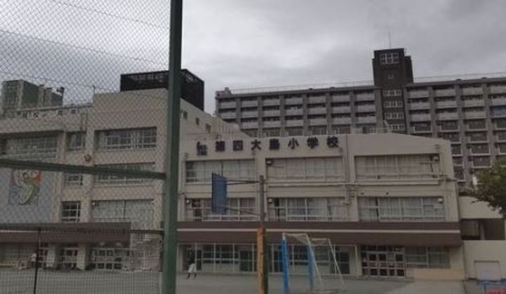 ラティエラ大島の周辺