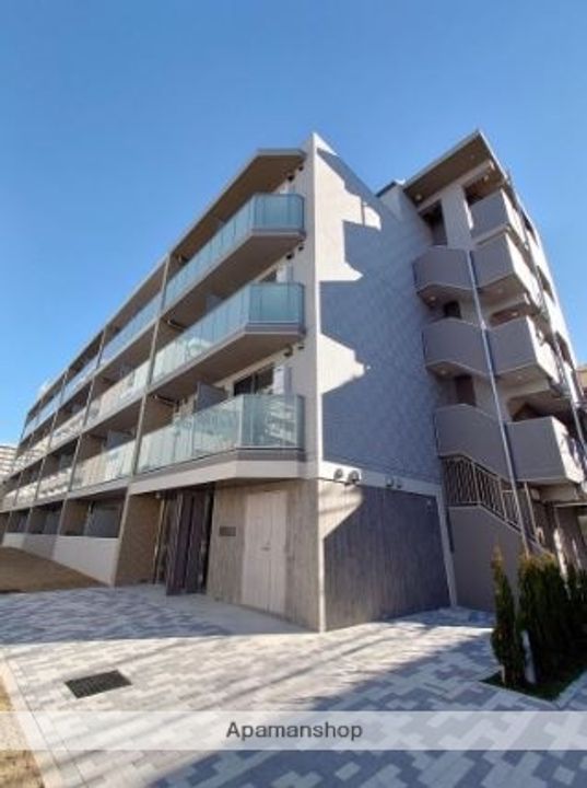 クオリタス大島の外観