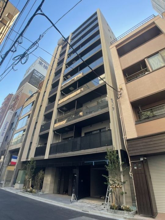 プラウドフラット三越前イーストの外観