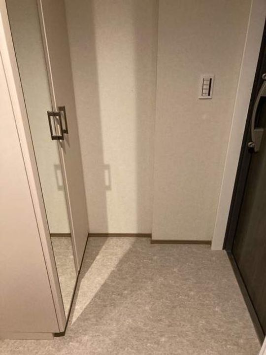 ESPERANZA SHINOZAKIの玄関