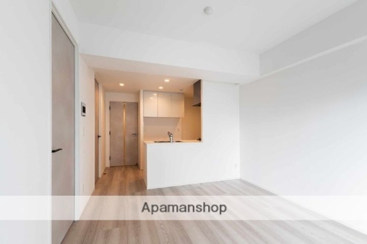 シーズンフラッツ菊川の居間