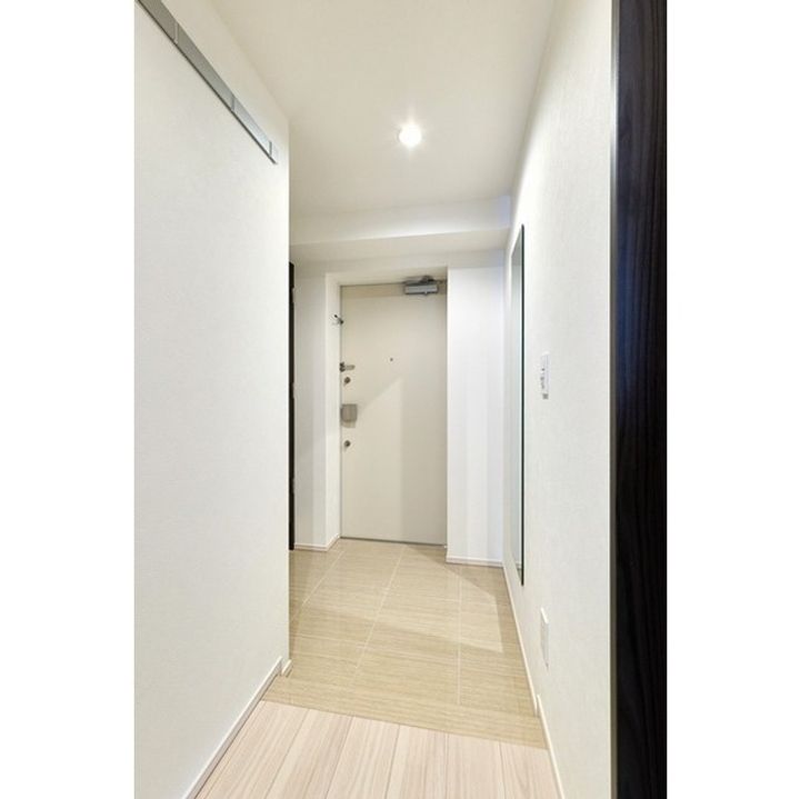 BPRレジデンス東日暮里の玄関