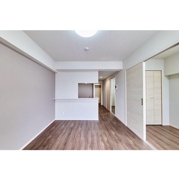 アルファコート曳舟2の居間