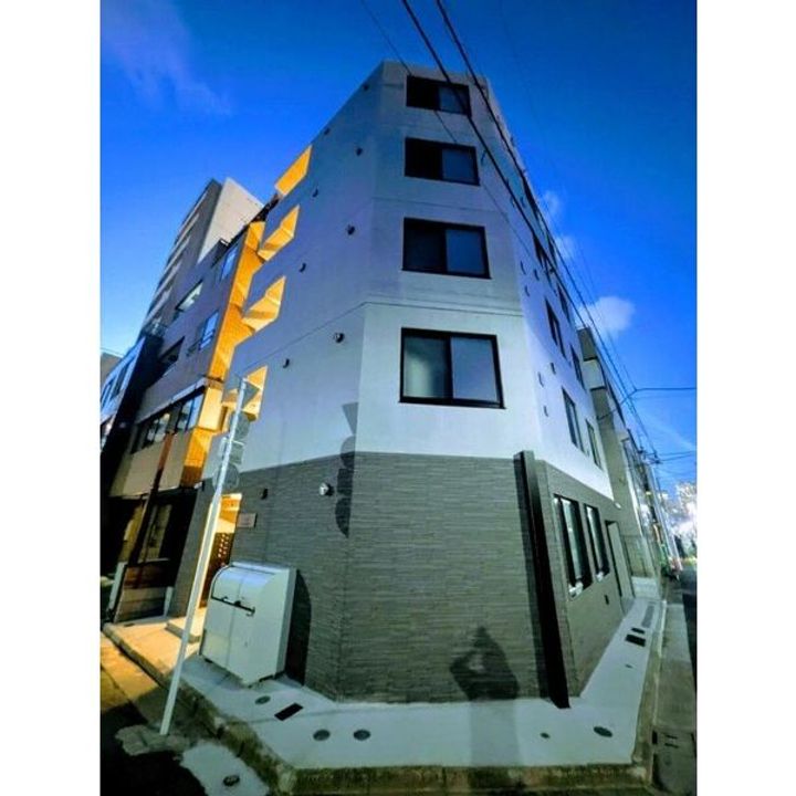 PARK LILA住吉の外観