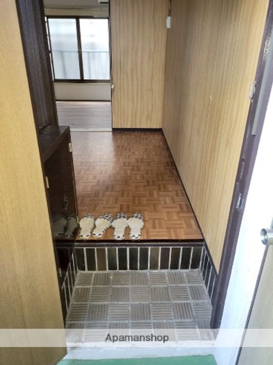 ニュープリンスDの玄関