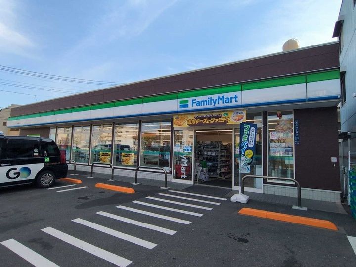 レオパレスサンボーンの周辺