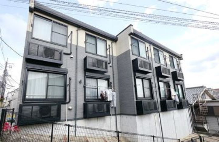 レオパレスパラドール デ 徳丸の外観