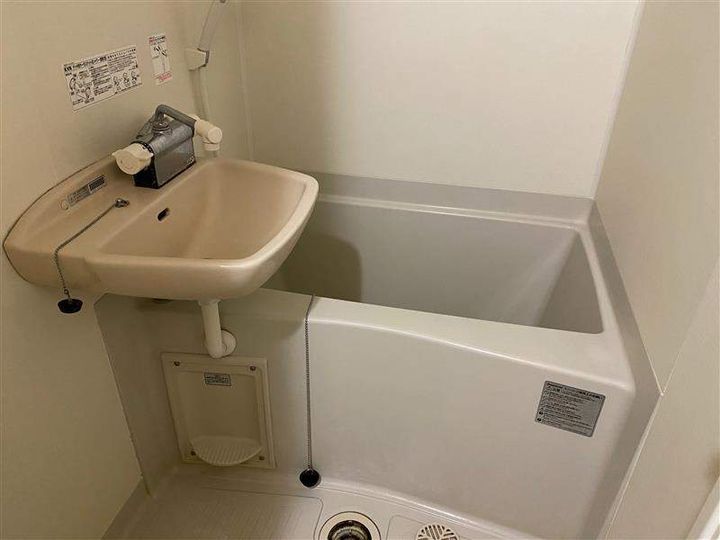 レオパレスKIMISUNの風呂