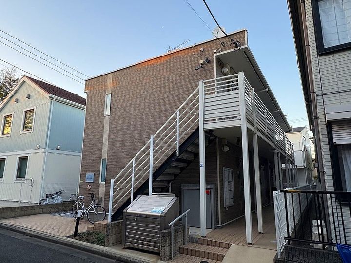 レオネクストジョイ アゼリアⅡの外観