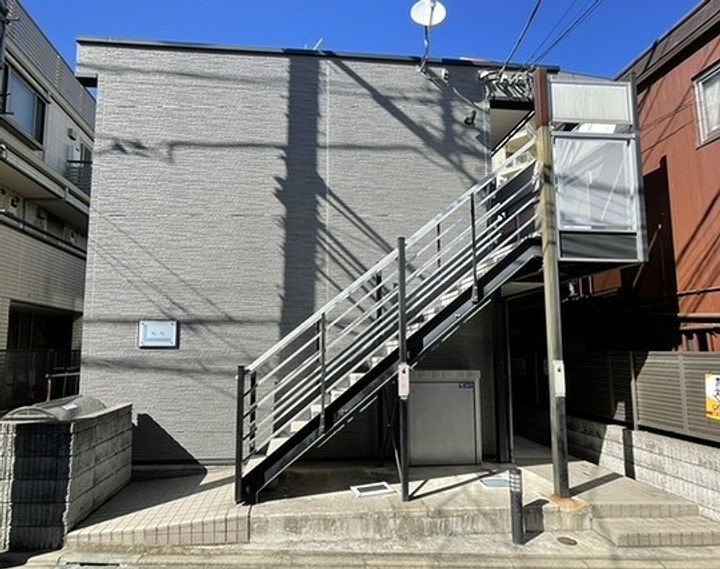 レオパレスカズの外観